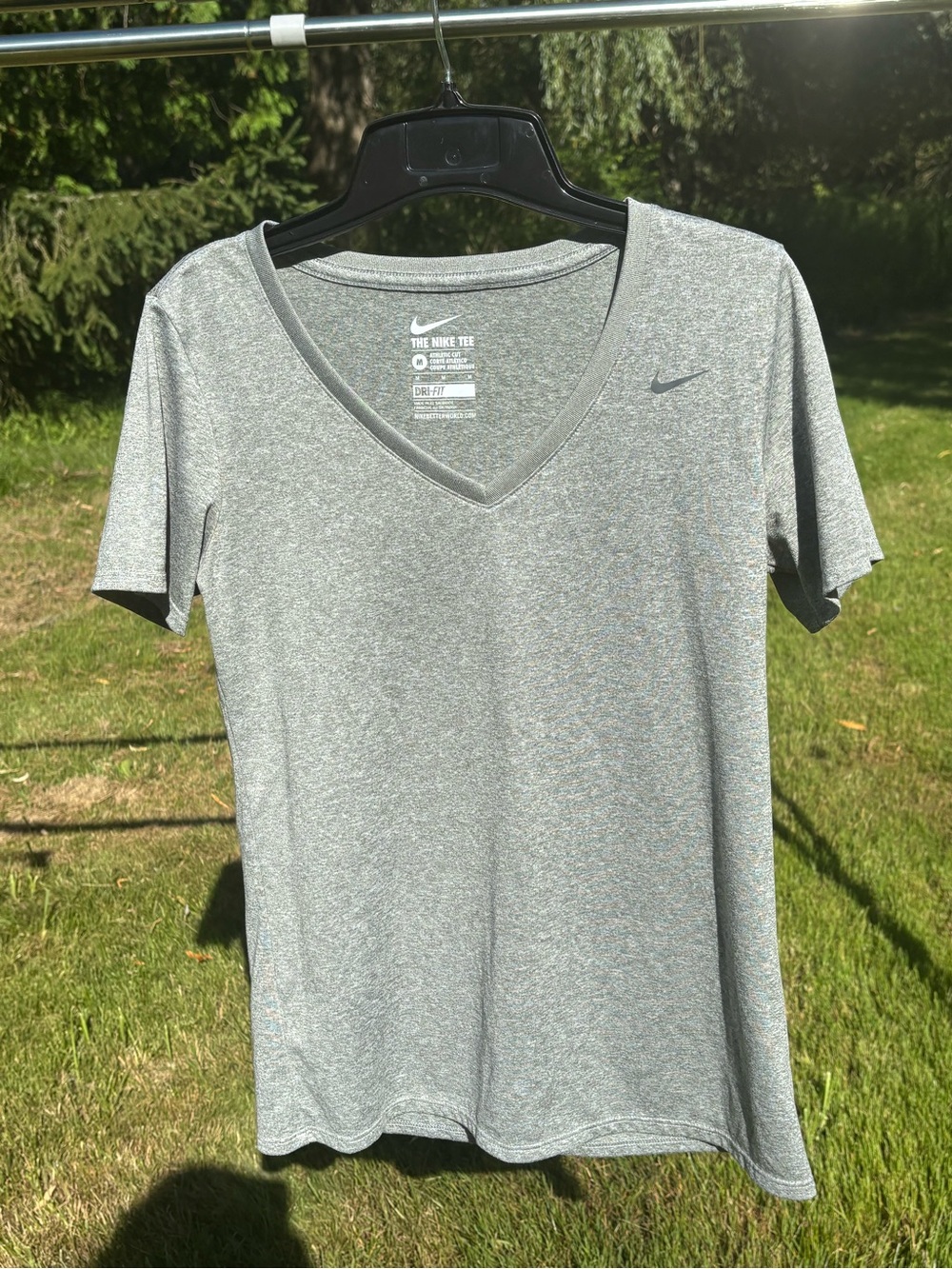 Nike Dri-FIT Gray Athletic V-Neck Performance‎ Tee Medium